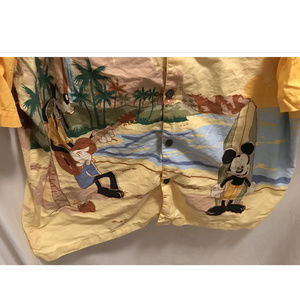 Disney Shirts - Mens Size XXL Disney Hawaiian Shirt Disney Shirts - Mens Size XXL Disney Hawaiian Shirt